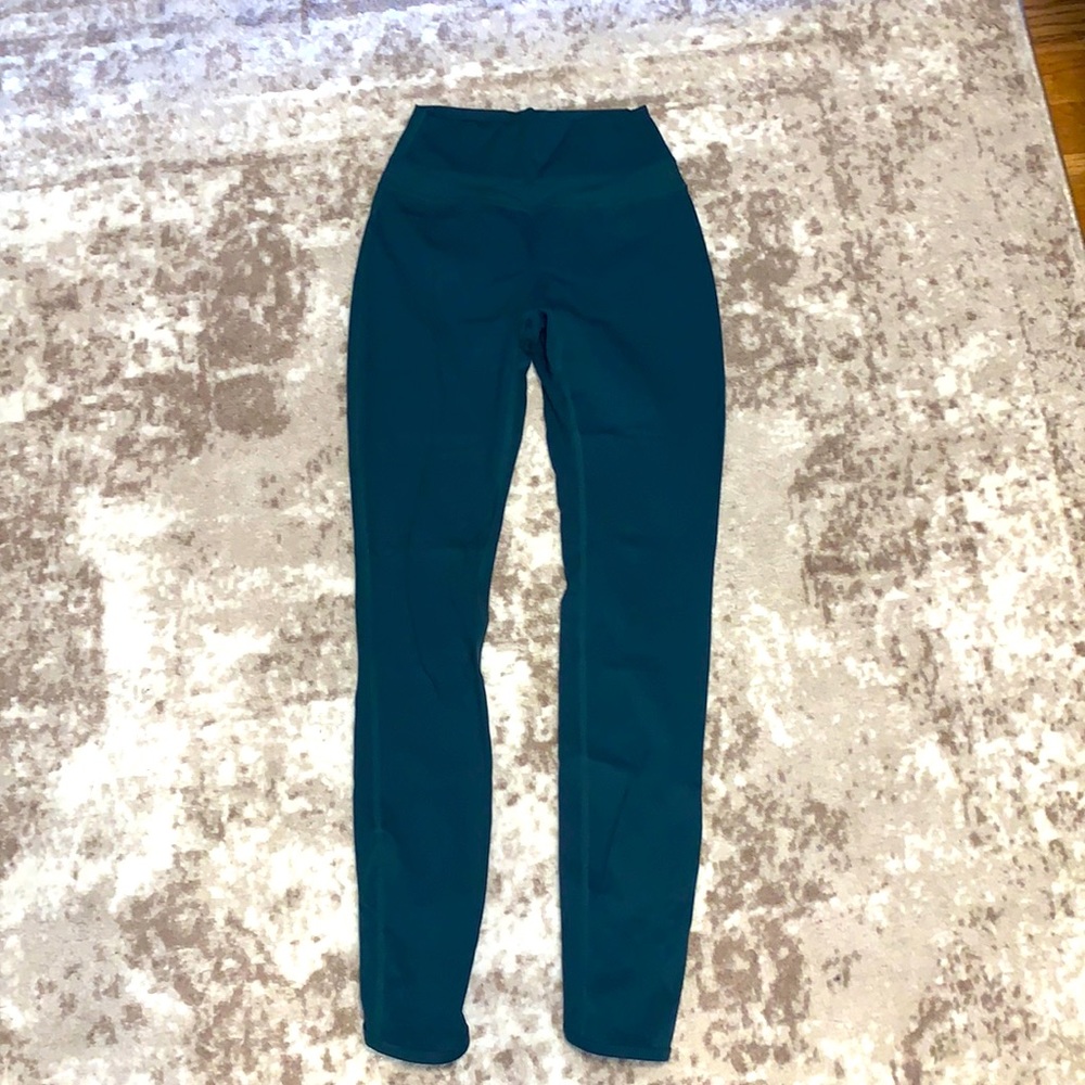 Alphalete Leggings
